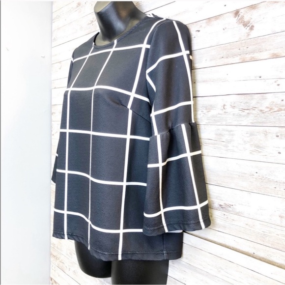 3 for $10 🛍️ SHEIN Grid Design Quarter Sleeve Ruffle Flowy Blouse - Picture 4 of 7